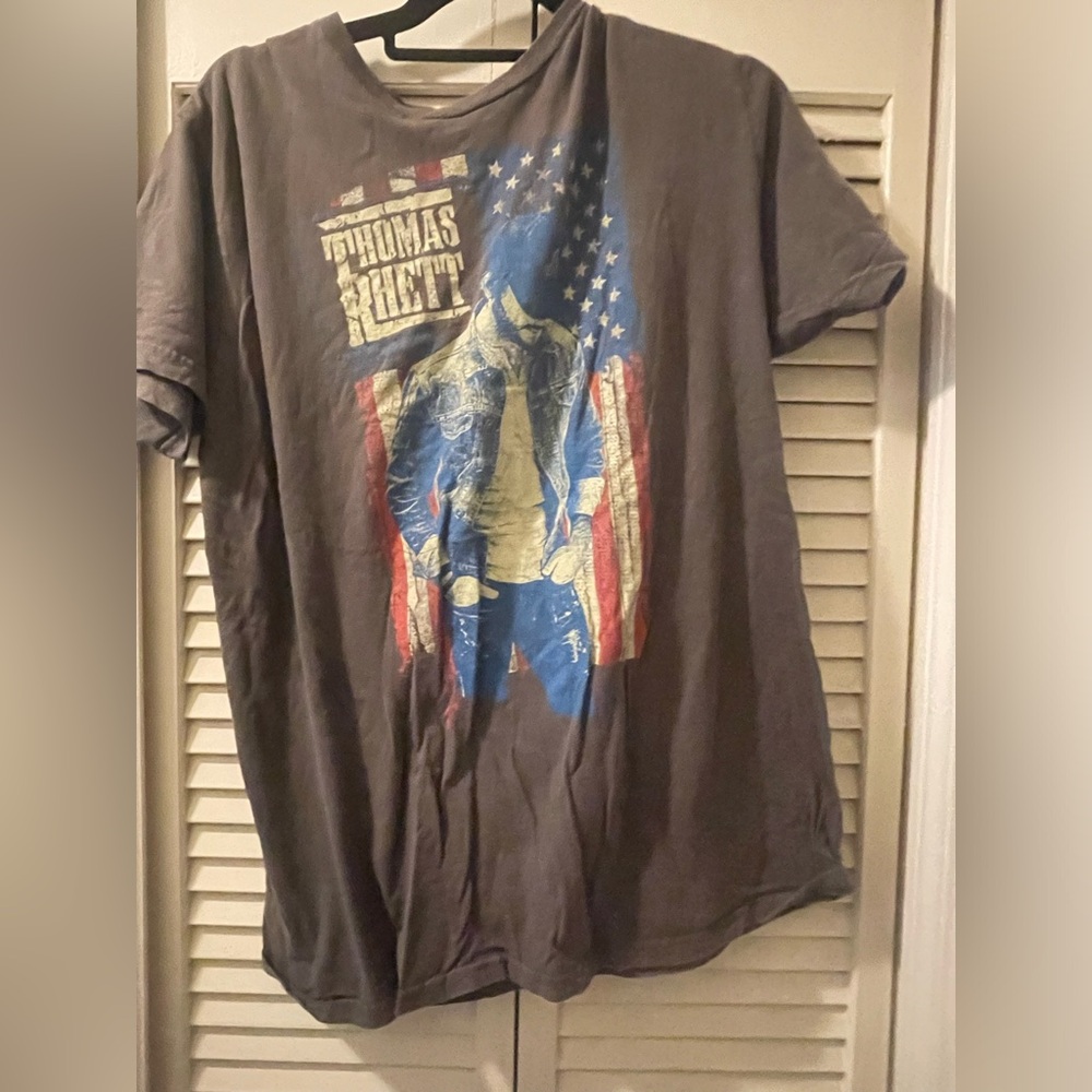 Thomas Rhett Front Porch Junkies concert shirt